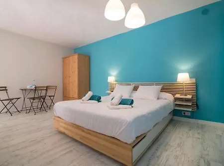 Acora Ibiza 公寓式酒店 3*
