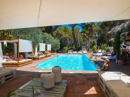 Acora Ibiza 公寓式酒店