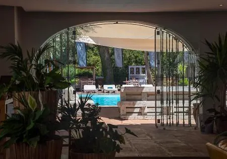 Acora Ibiza 3* 圣埃乌拉利亚