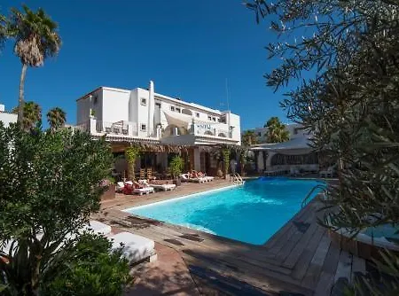 Acora Ibiza 3* 圣埃乌拉利亚