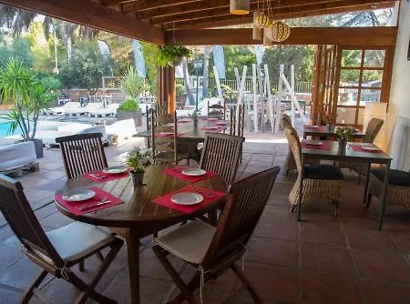 Acora Ibiza 公寓式酒店 3*