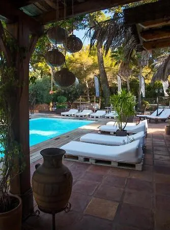 Acora Ibiza 公寓式酒店