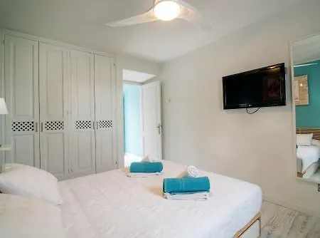 Acora Ibiza 3* 圣埃乌拉利亚